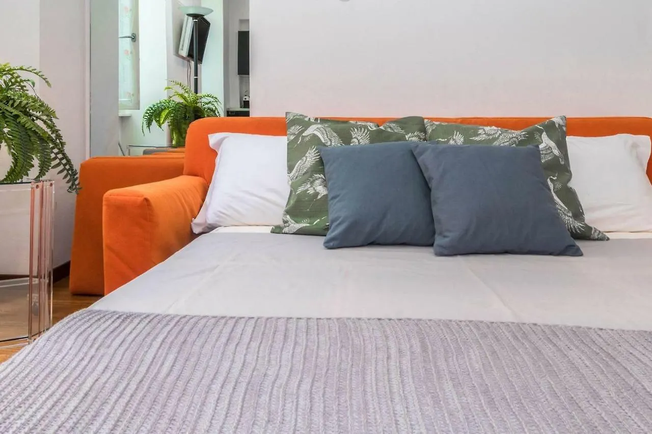 Joivy Vibrant Suite 8 科莫 公寓